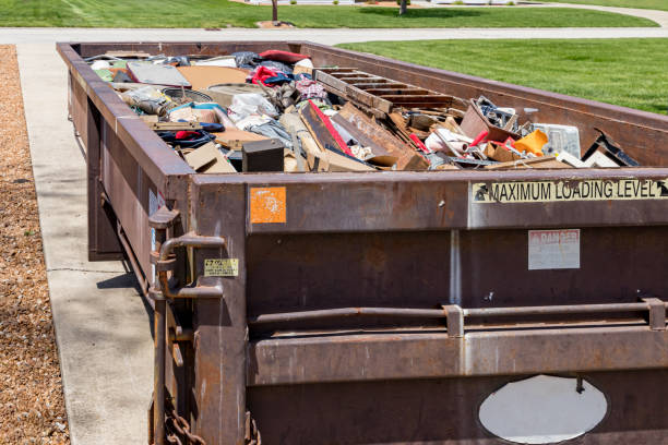 Best Yard Waste Removal  in Le Sueur, MN